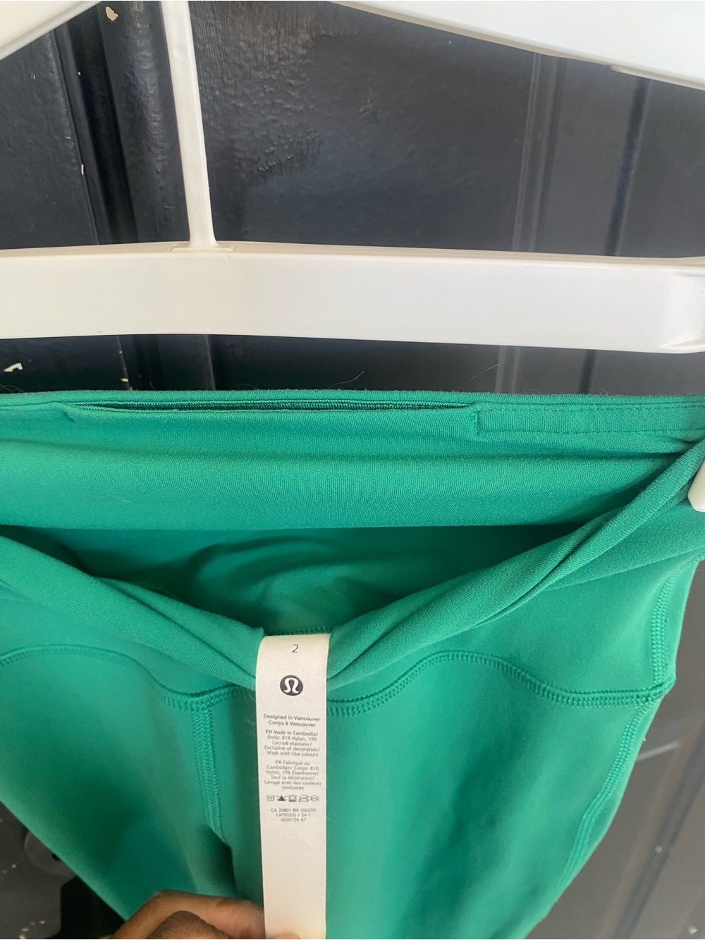 Lululemon Green High-Rise Leggings includes matching Lululemon top